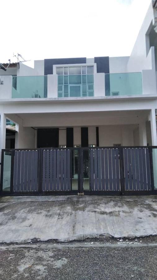 Homestay Layang มาไซ ภายนอก รูปภาพ